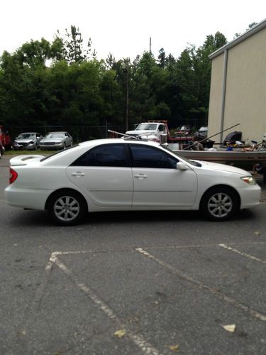 2002 toyota camry  sedan 4-door 3.0l