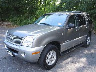 Clean, excellent condition v6 moonroof