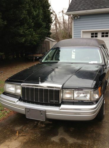 1992 hearse, lincoln town car hearse.  runs great!  black.  local in nc.