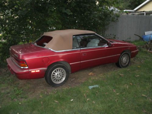 1994 chrysler lebaron lx convertable no rust  runs well transmision problem