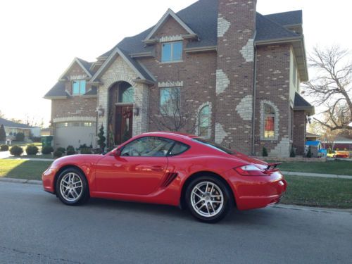 2008 porsche cayman 2-door 2.7l very clean low miles only 43k low reserve