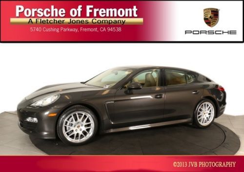 2011 porsche panamera, low miles, spyder design wheels!