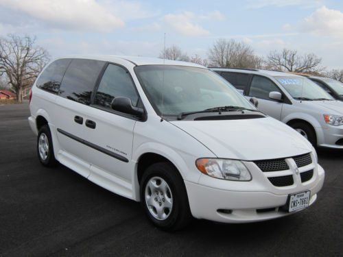 2003 dodge grand caravan with braun entervan conversion