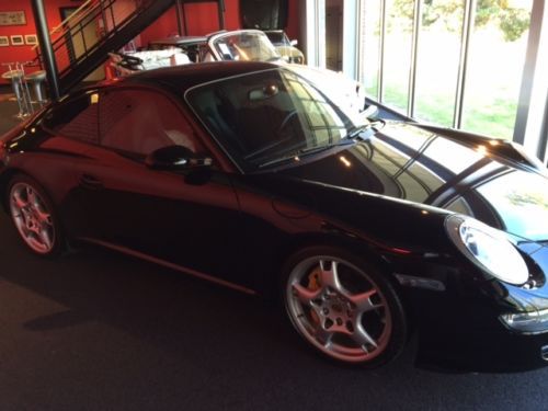 2005 porsche 911 carrera s coupe 2-door 3.8l