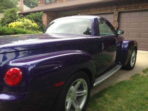 2004 chevy  ssr ultra violet