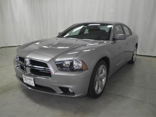 2014 dodge charger sxt