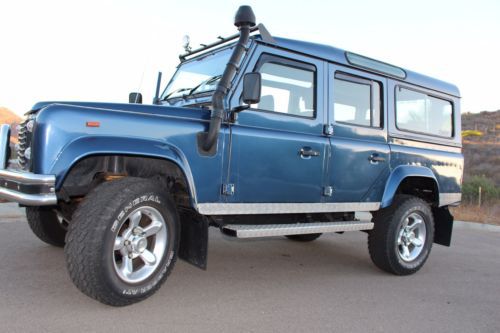 Land rover defender