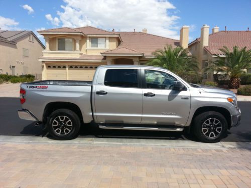 Tundra crewmax trd off-road 5.7l v8 4x4 sr5 2014