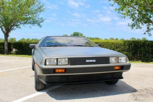 1981 delorean dmc-12 base 2dr coupe