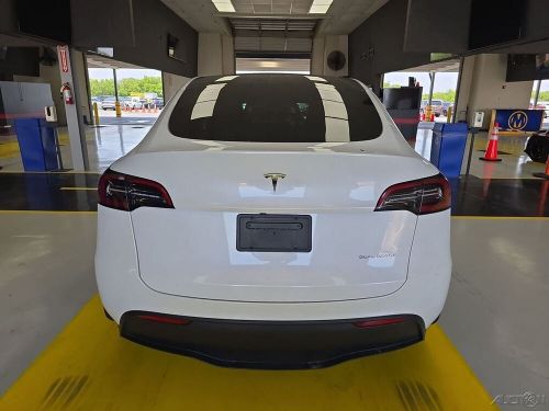 2023 tesla model y long range