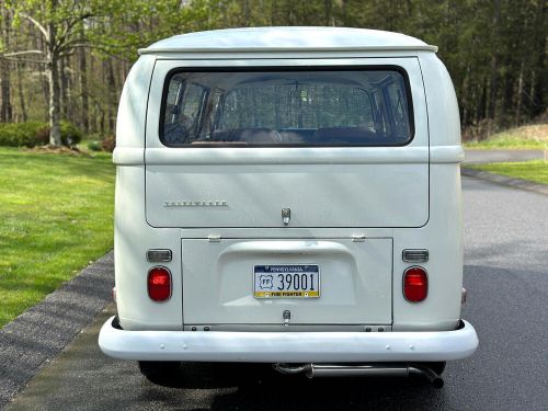 1970 volkswagen bus/vanagon