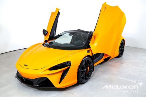 2025 mclaren artura spider