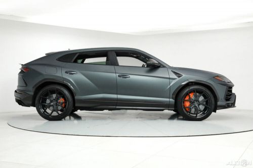 2020 lamborghini urus