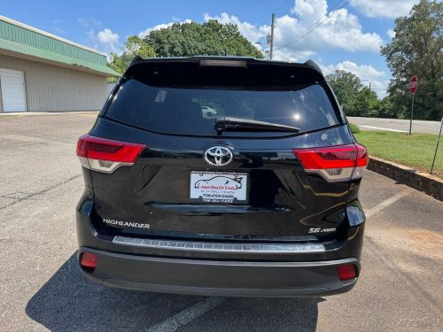 2018 toyota highlander se