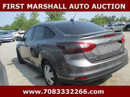 2014 ford focus 4dr sedan se