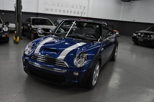 Low mileage, mini s conv, like new