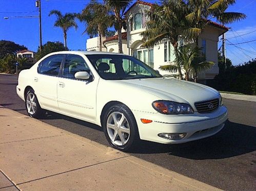 2002 infiniti i35 arctic frost metallic white sedan 4-door 3.5l