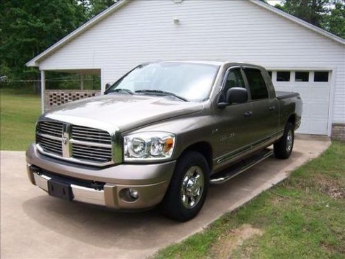 2007 dodge ram 1500 truck 2wd mega cab laramie