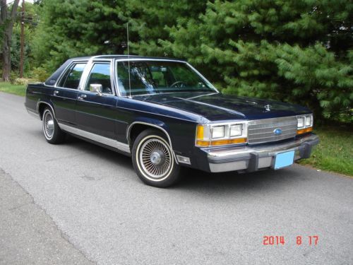 1990 ford ltd crown victoria lx sedan 5.0 fuel injected - 1 owner 56,688 miles!