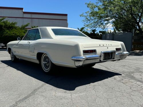 1963 buick riviera sports coupe