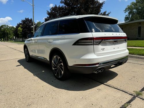 2023 lincoln aviator lincoln aviator  awd leather panoramic sunroof