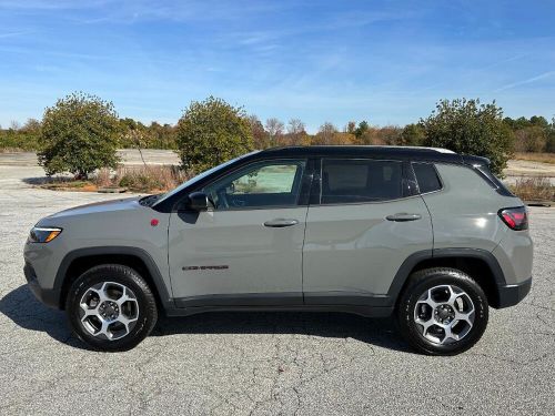 2022 jeep compass trailhawk