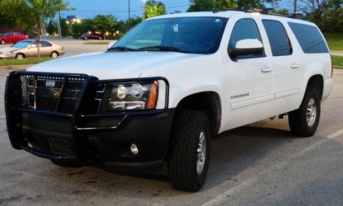 2011 chevrolet suburban 2500 lt sport utility 4-door 6.0l