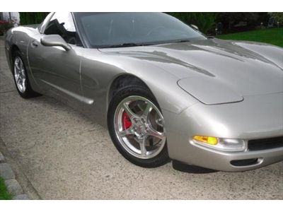 01 chevy vette coupe v-8 automatic