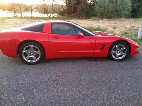 1999 chevrolet corvette base coupe 2-door 5.7l