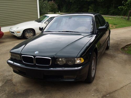 2001 bmw 740i base sedan 4-door 4.4l