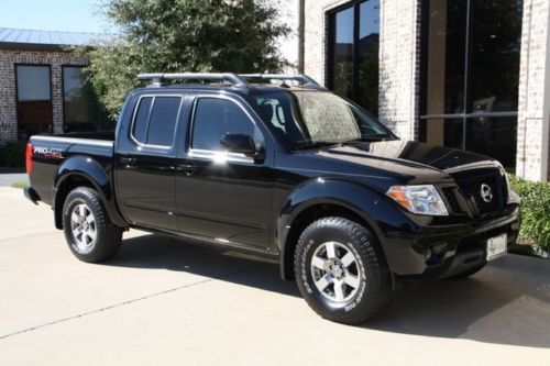 Super black,graphite leather,pro-4x lux package,4x4,very clean,warranty,1-owner!