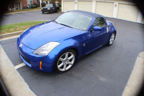 2004 nissan 350z touring convertible 2-door 3.5l