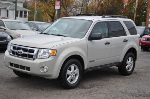 66k 4wd auto 3.0l v6 great mpg clean runs/drives like new clean suv rebuilt 09