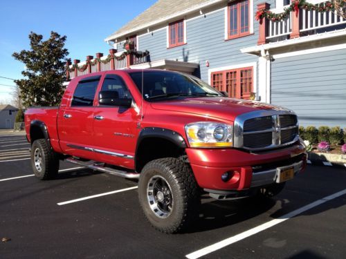 Mega cab slt laramie ( leather ) loaded! 5.9l diesel 4x4 low miles 2500 3500