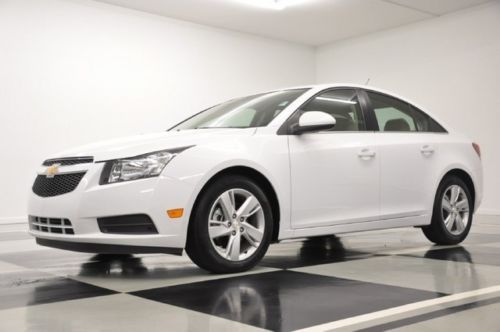 Navigation turbo diesel 2lt camera leather 2014 like new cruze economy for sale