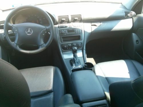 2004 mercedes-benz c230 kompressor sedan 4-door 1.8l