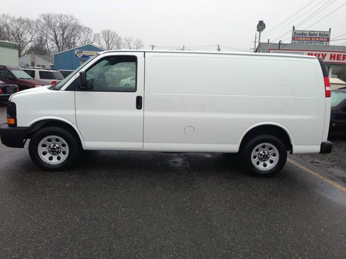 2013 gmc 1500 cargo van