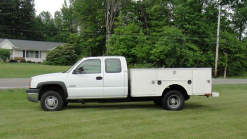 Chevrolet silverado 3500 ext cab toolbox body - only 57k miles