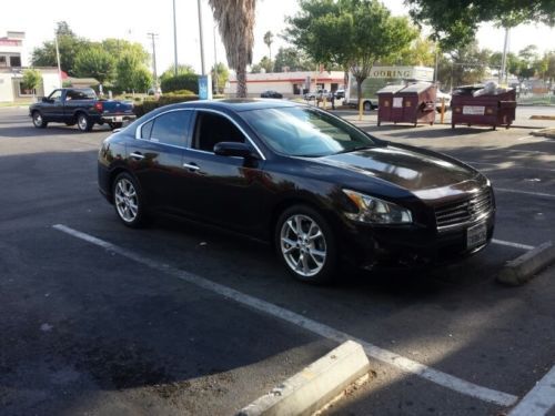 2012 nissan maxima sv. 27k miles.. camera. leather.