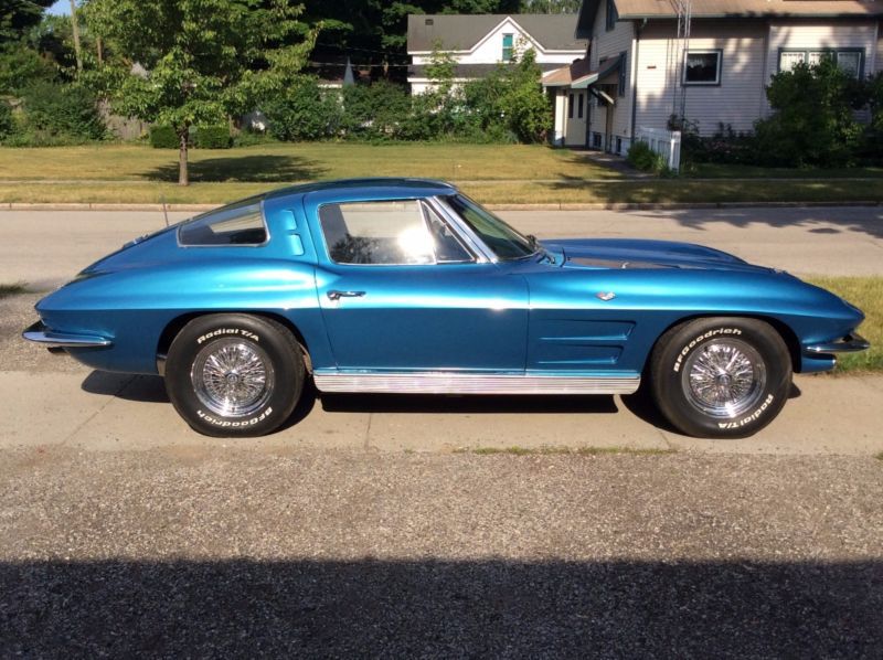 Chevrolet Corvette 1963 Stingray Split