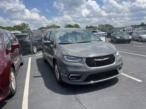 2021 chrysler pacifica touring l