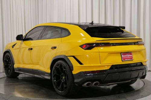 2023 lamborghini urus performante