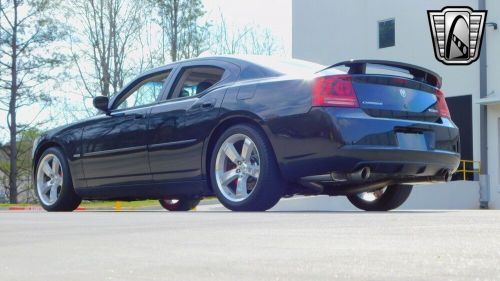 2006 dodge charger srt 8