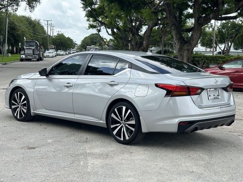 2022 nissan altima 2.5 sr