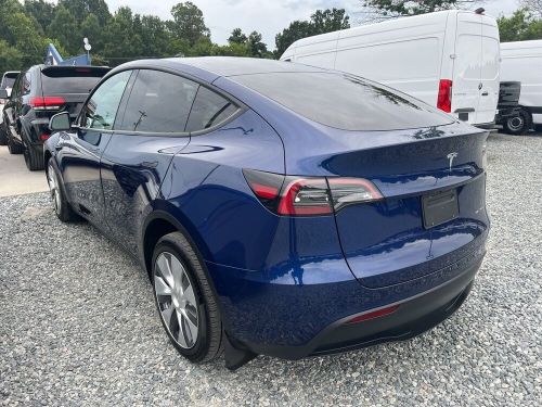 2023 tesla model y long range