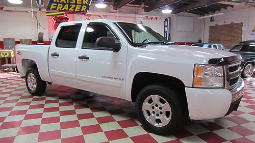 08 silverado lt crew cab z71 4x4 full pwr tow pckg liner 1 ownr highway miles