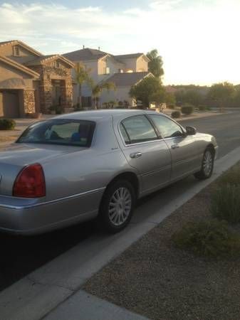 Lincoln town car