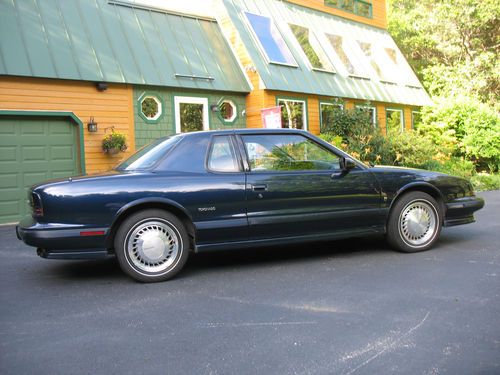 1992 oldsmobile toronado trofeo coupe 2-door 3.8l