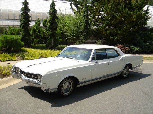 1966 oldsmobile delta 88 holiday sedan with 425 super rocket engine &amp; 60k miles