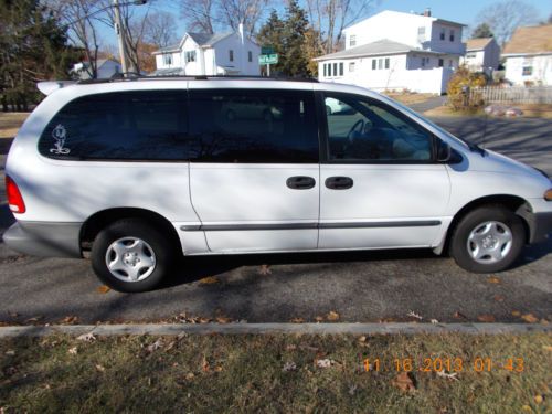 1999 dodge grand caravan base mini passenger van 4-door 3.3l